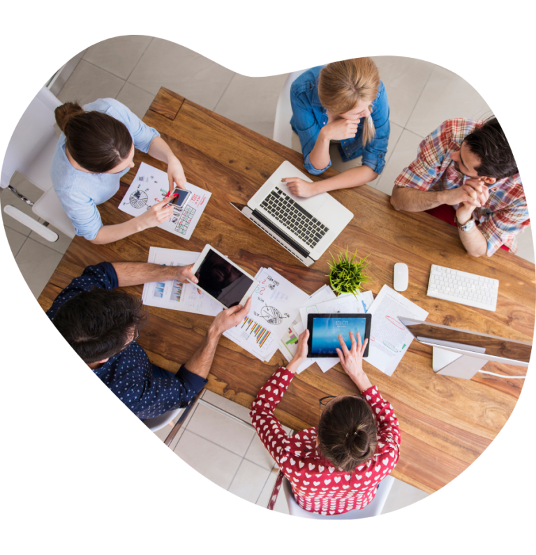 Boost Healthcare Staffing Efficiency with Rakuna Campus Hiring Platform 22 healthcare campus recruiters strategizing with Rakuna Campus Hiring Platform